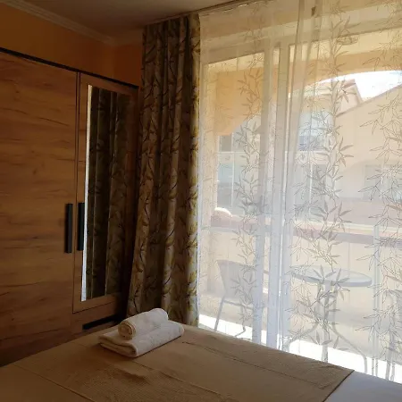 Golden Beach Апартамент Созопол